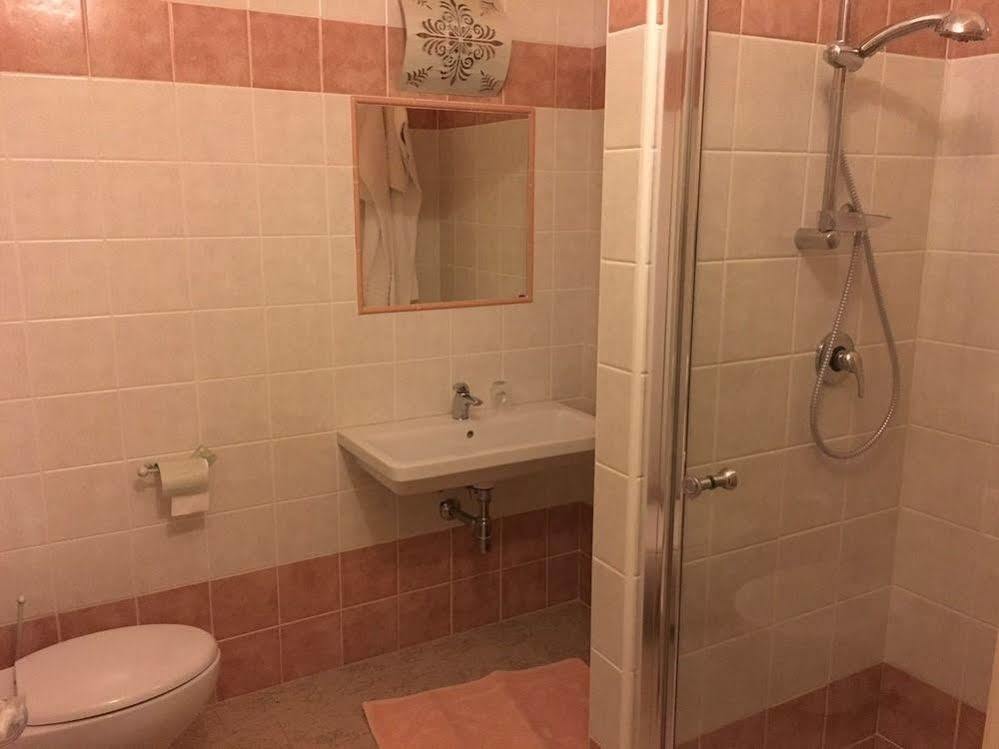 סרדרה Hotel Monreale מראה חיצוני תמונה